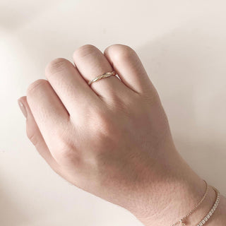 Ja Haeun Petite Entangled Ring (Gold)