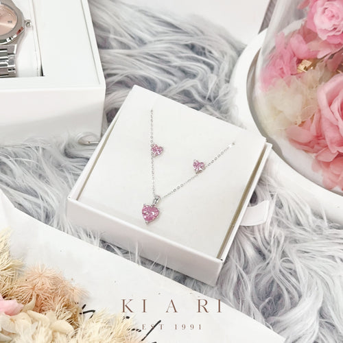 Ari Tourmaline Heart Stud Earrings 💝