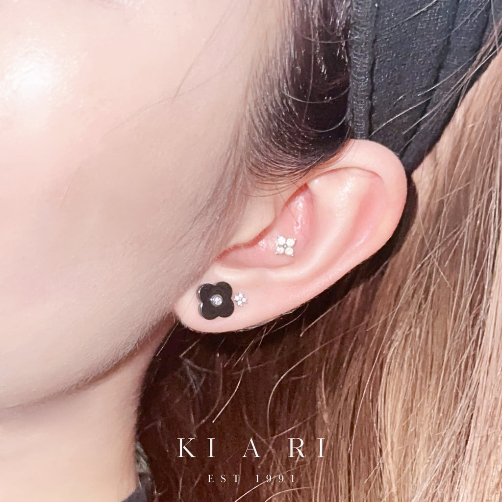 Jiye Flower Stud Earring (Black)