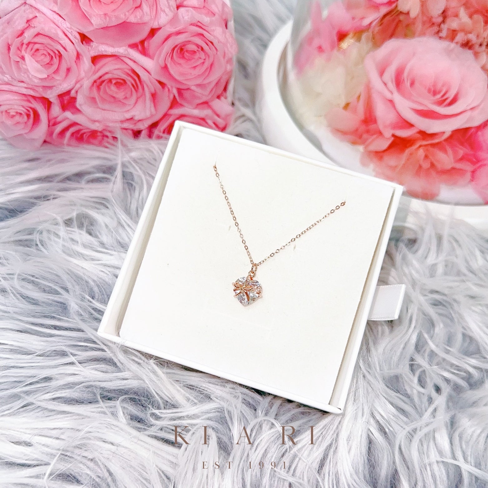 Ma-Eum Seonmul Heart Present Necklace (Rose Gold)