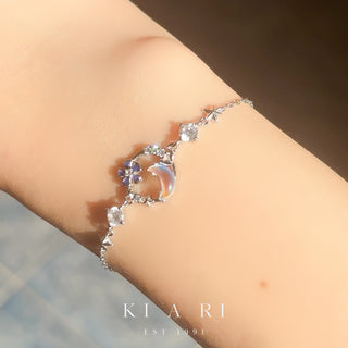 Luna Moonstone Flower Bracelet (Silver) 🌙