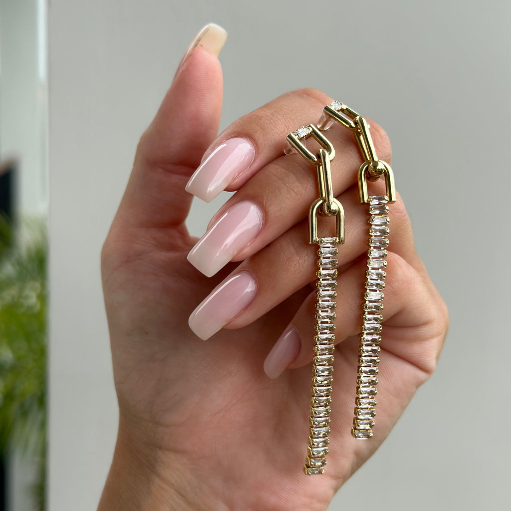 Chang Min Classy Dangling Earrings ✨