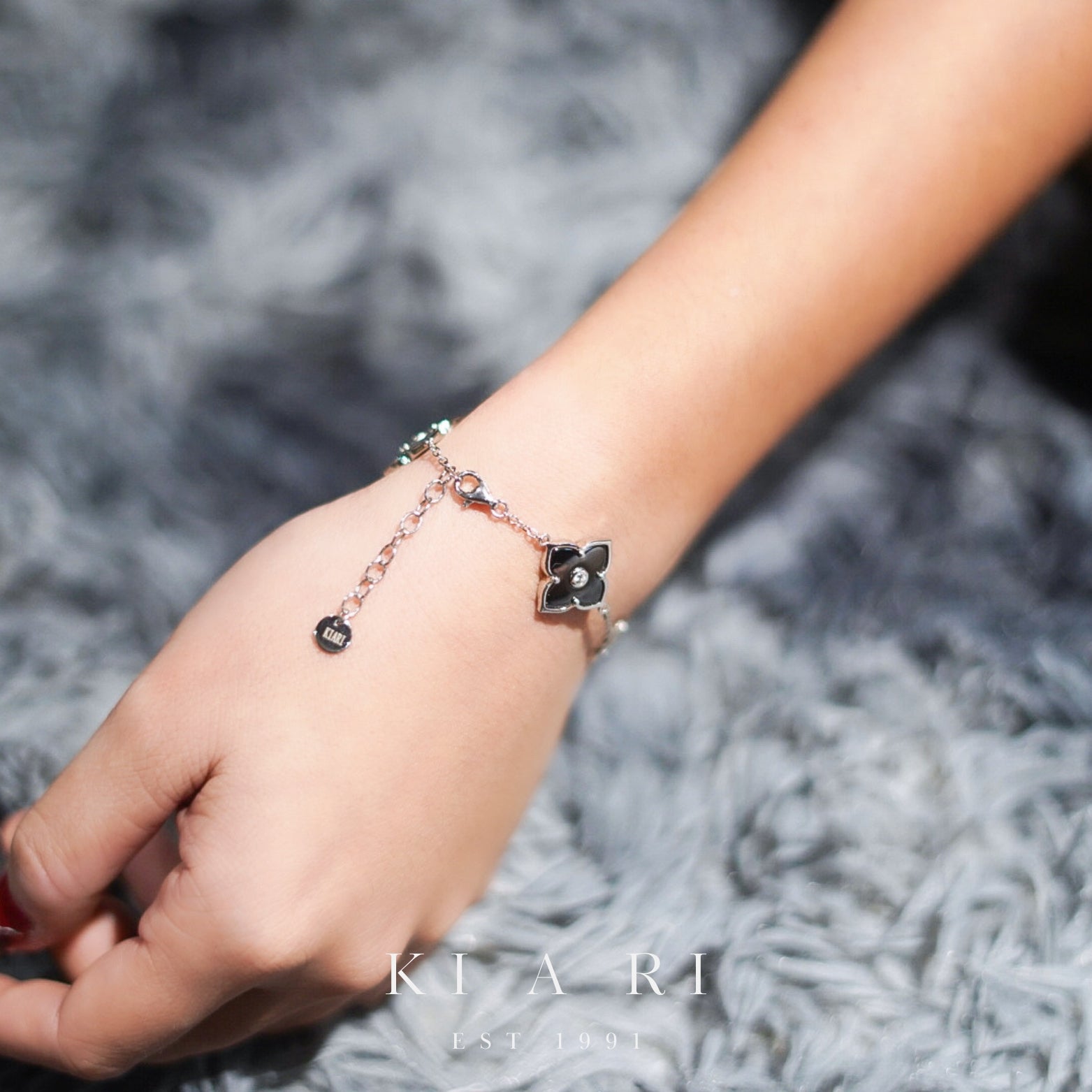 Ji-Min Four Leaf Clover Bracelet (Silver, Black) 🖤