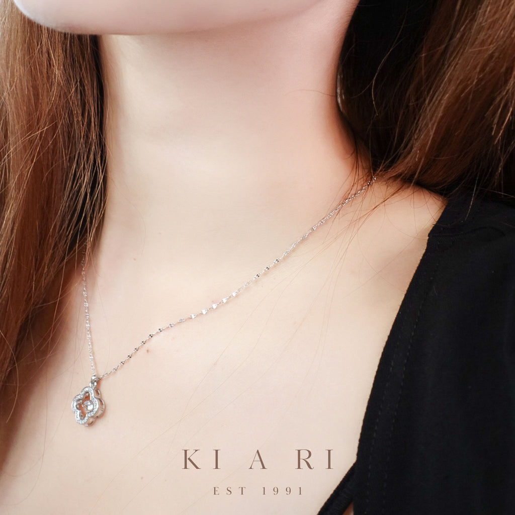 Raon Four Leaf Clover Dancing Necklace (Silver) 🍀