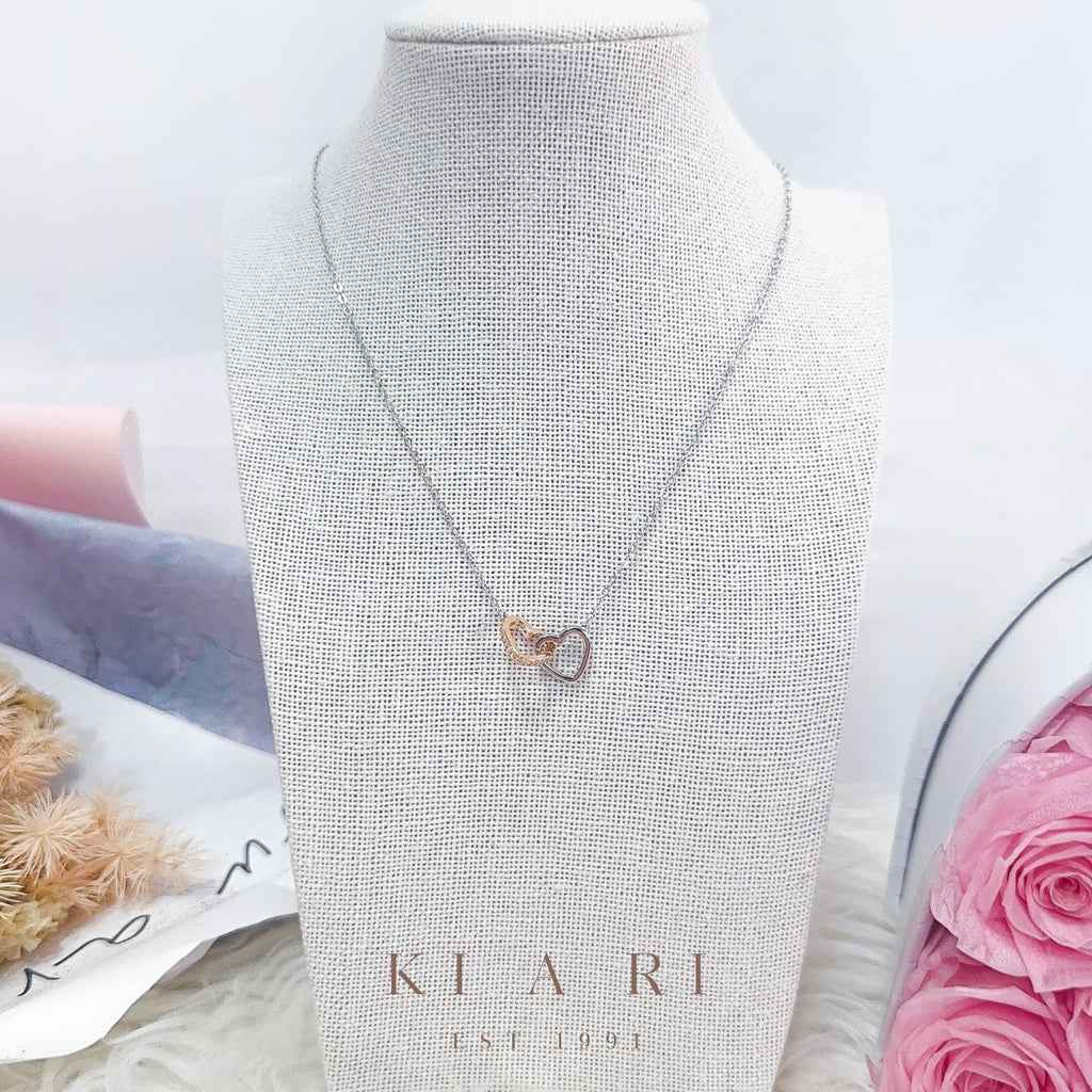 Po Ong Embrace Entwined Hearts Necklace (Gold) 💛