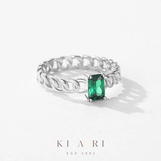 Eogeum Emerald Princess Cut Chain Ring 💚