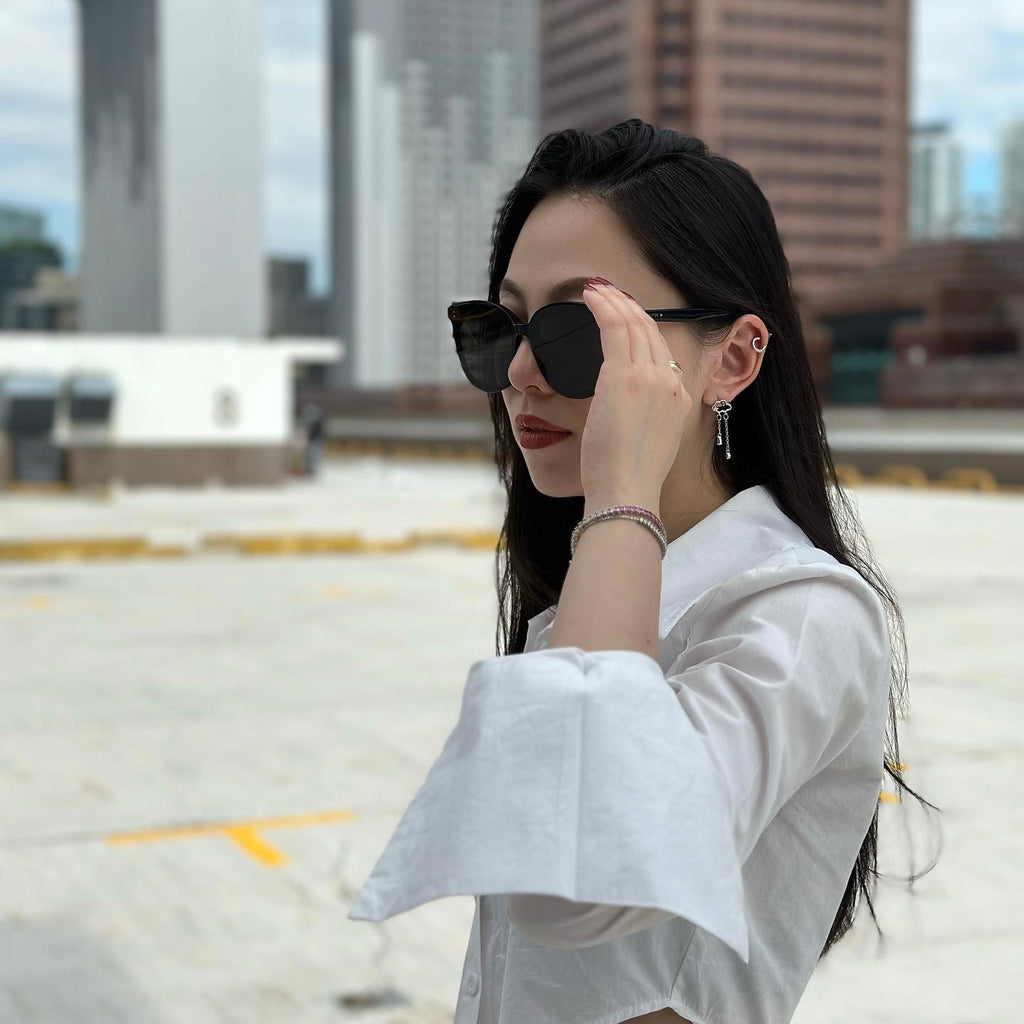 Gu Reum Mismatched Cloud Dangling Earrings ☁️