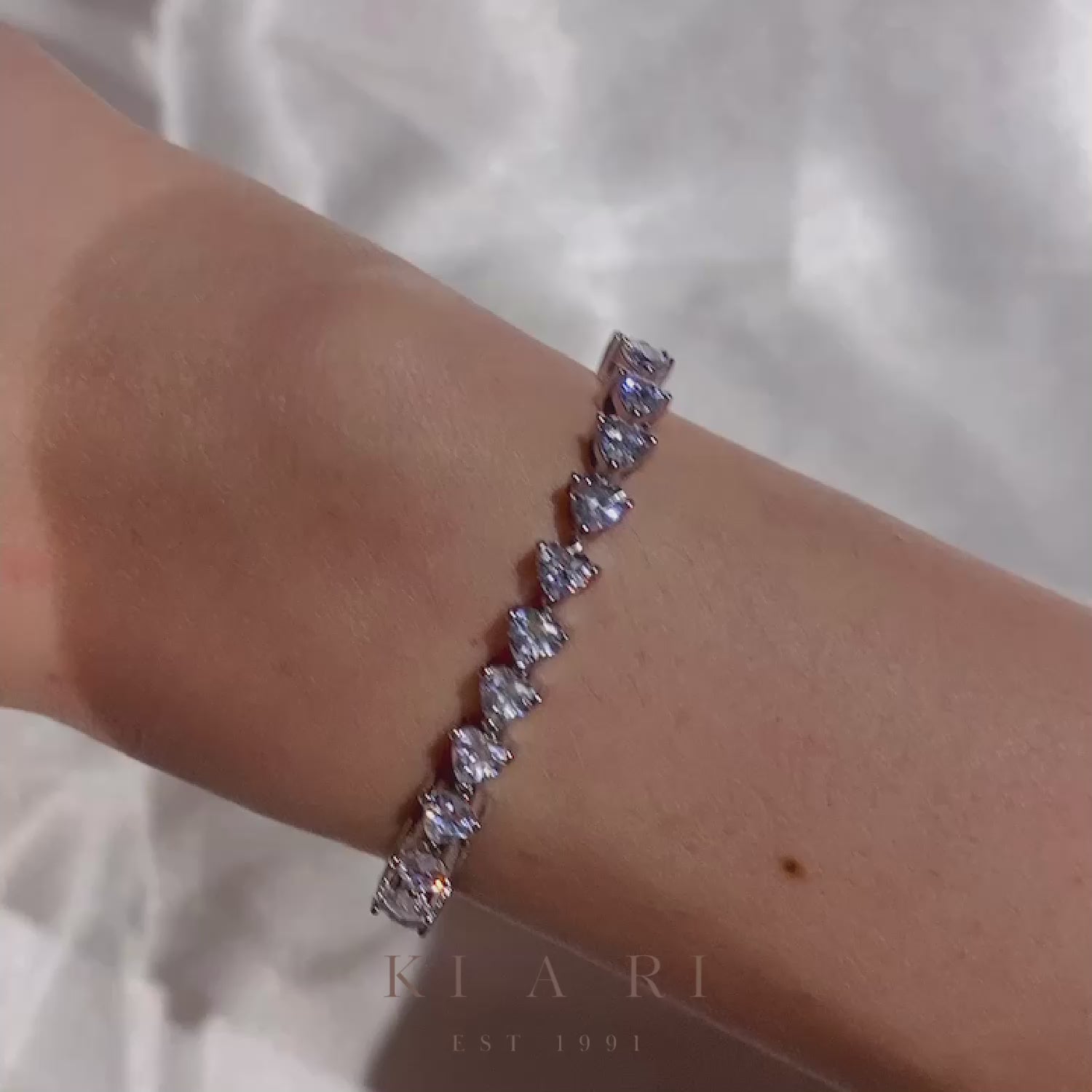 Ha-Rin Heart Tennis Bracelet (4MM) 🤍