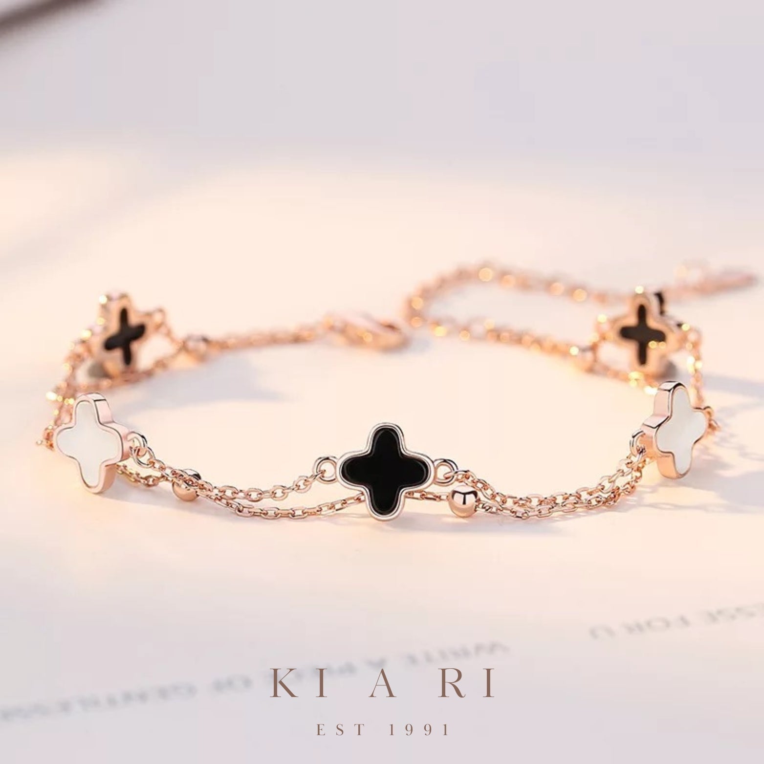Ailiseu Four-Leaf Clover Double Layer Bracelet (Black) 🖤