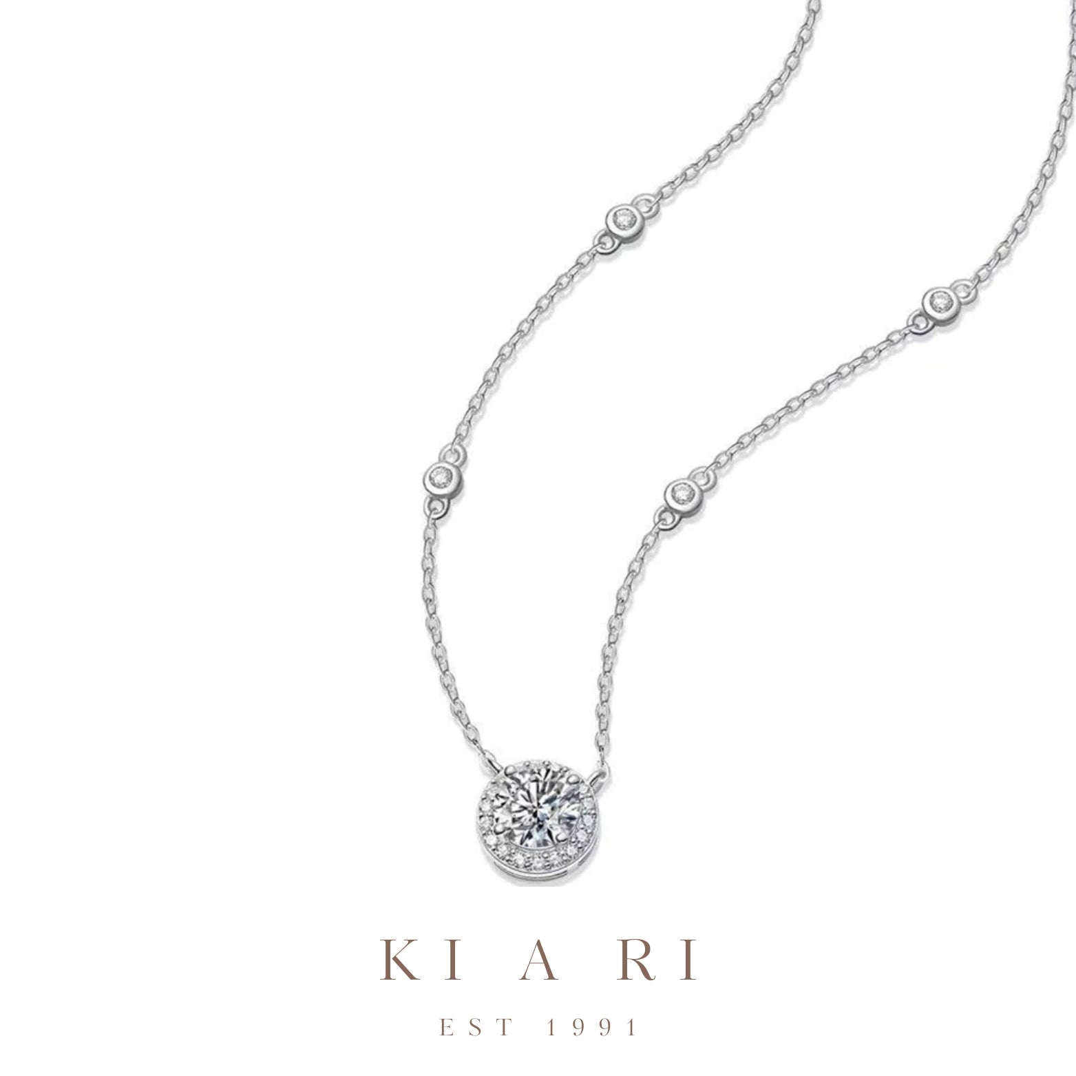Sa-Na Diamond Pendant Necklace 💎
