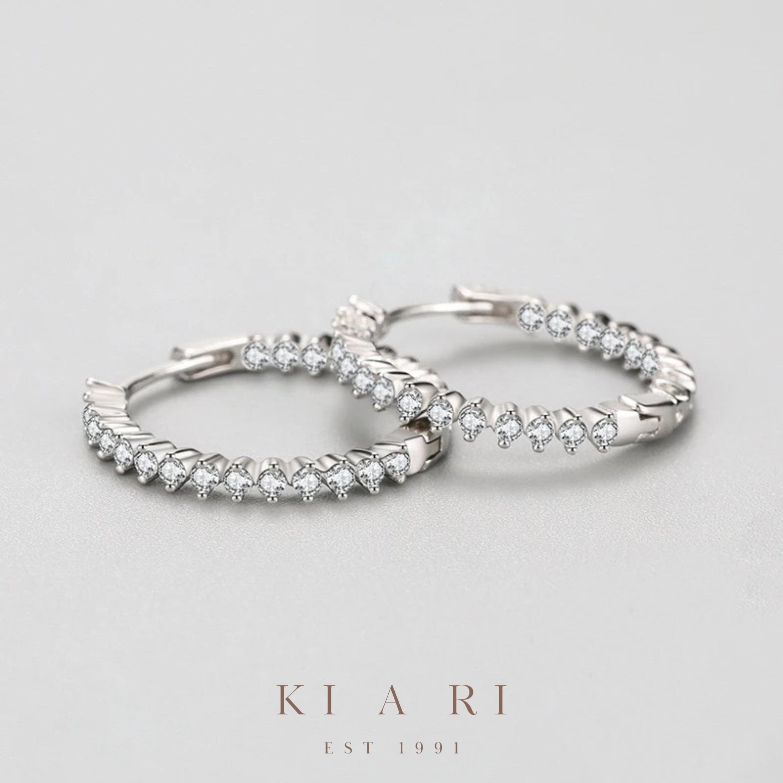 Ji-Yu Classic Diamond Hoop Earrings 💎