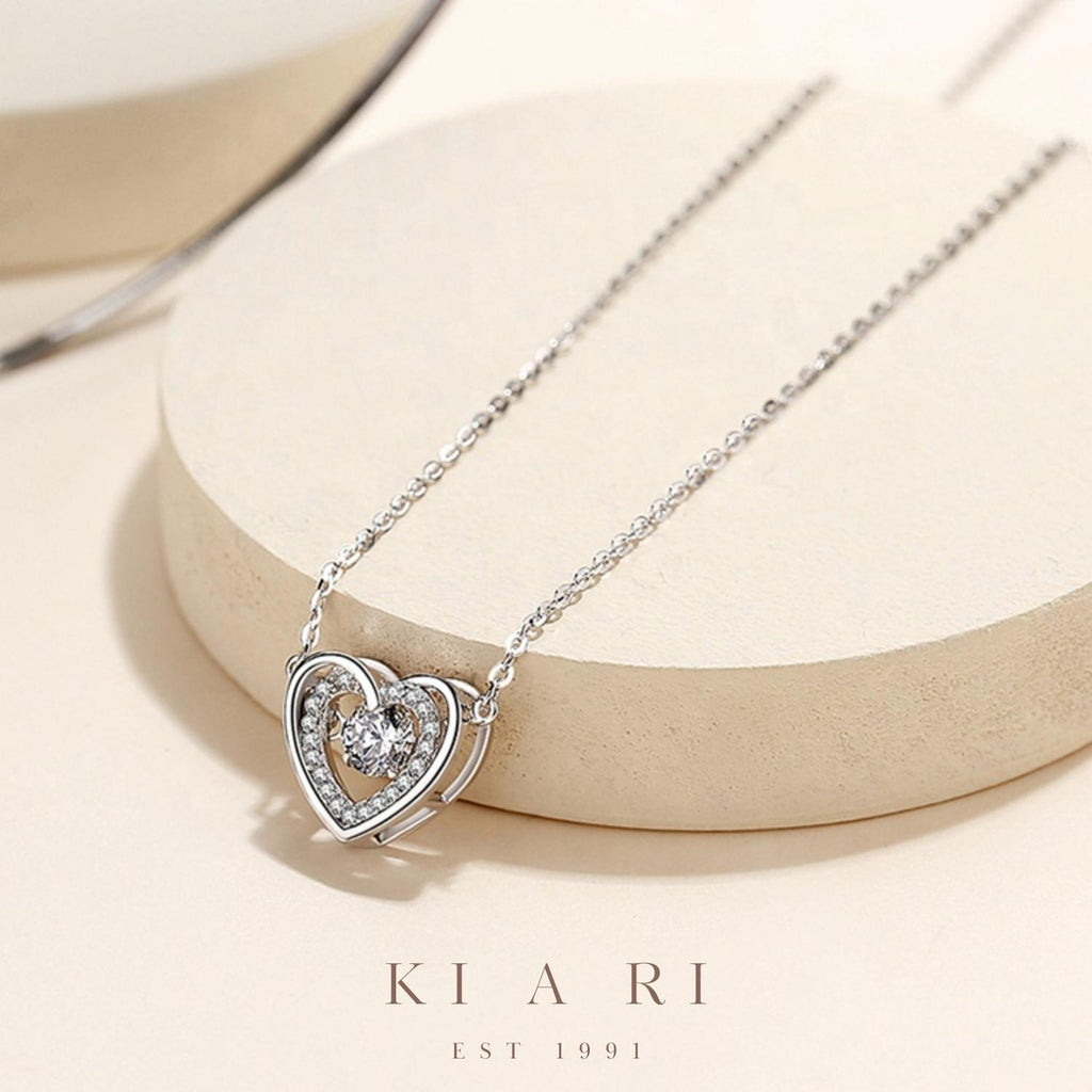 Hana Heart Shaped Dancing Jewel Necklace 🤍