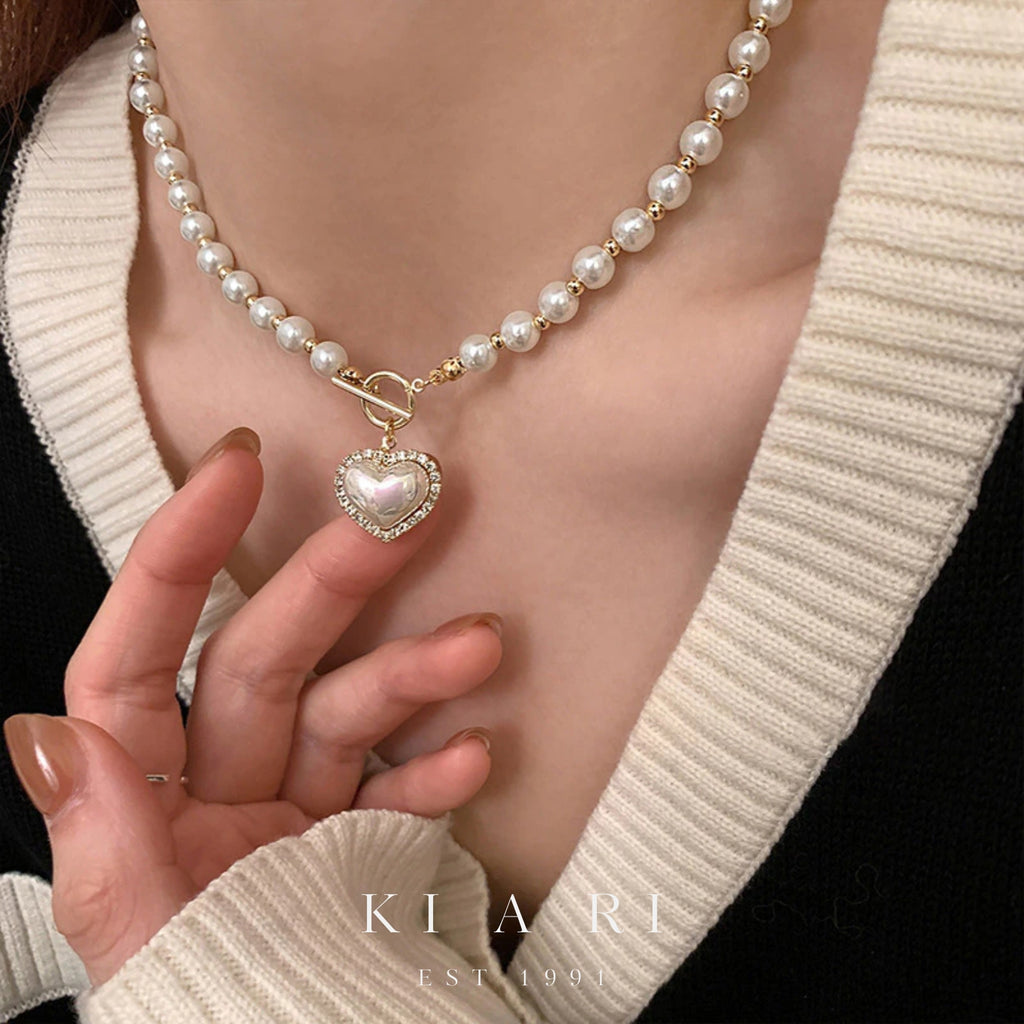 Eun-Sook Heart Shaped Pearl Choker Necklace 🤍