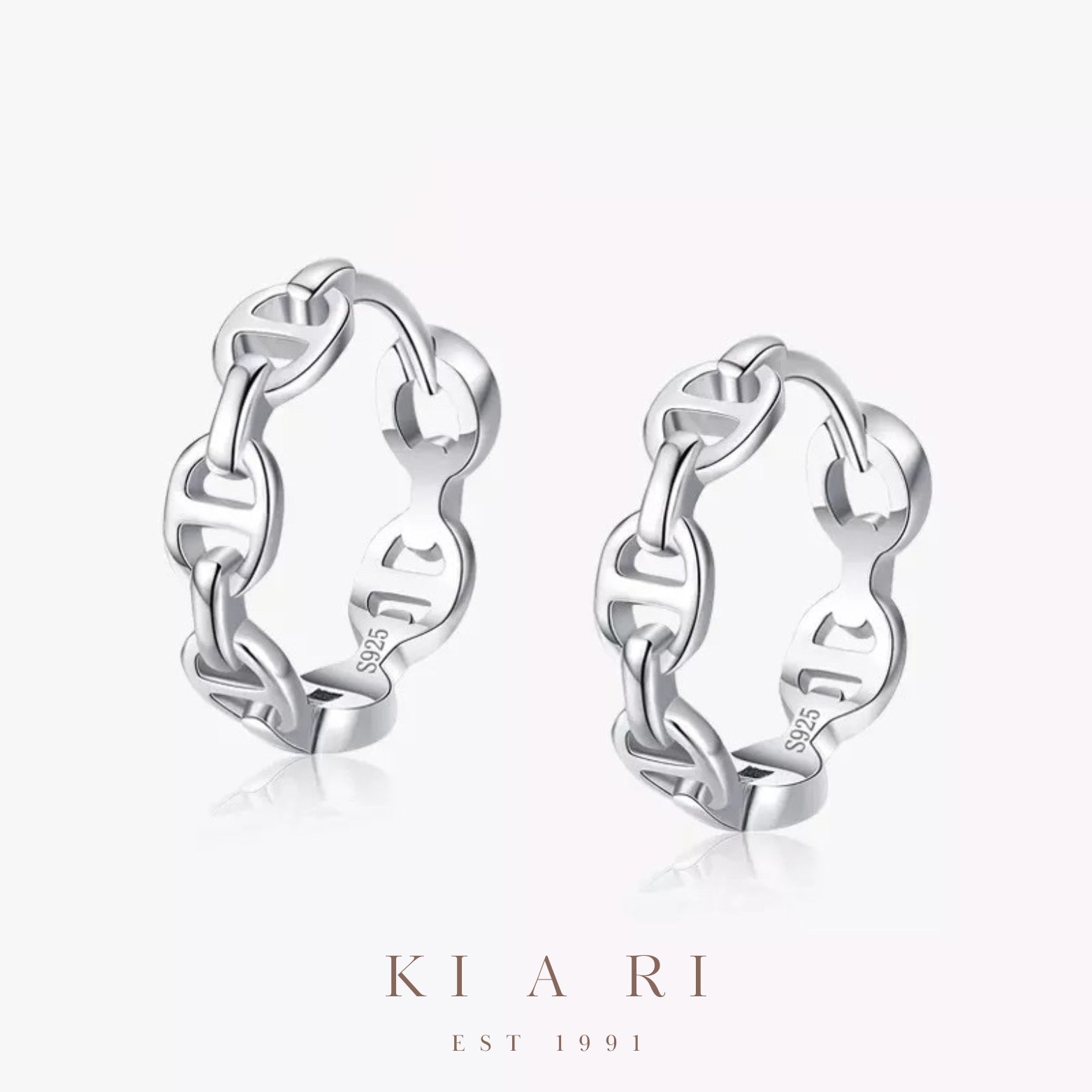 Yoo-Ran Huggies Earrings ⛓️