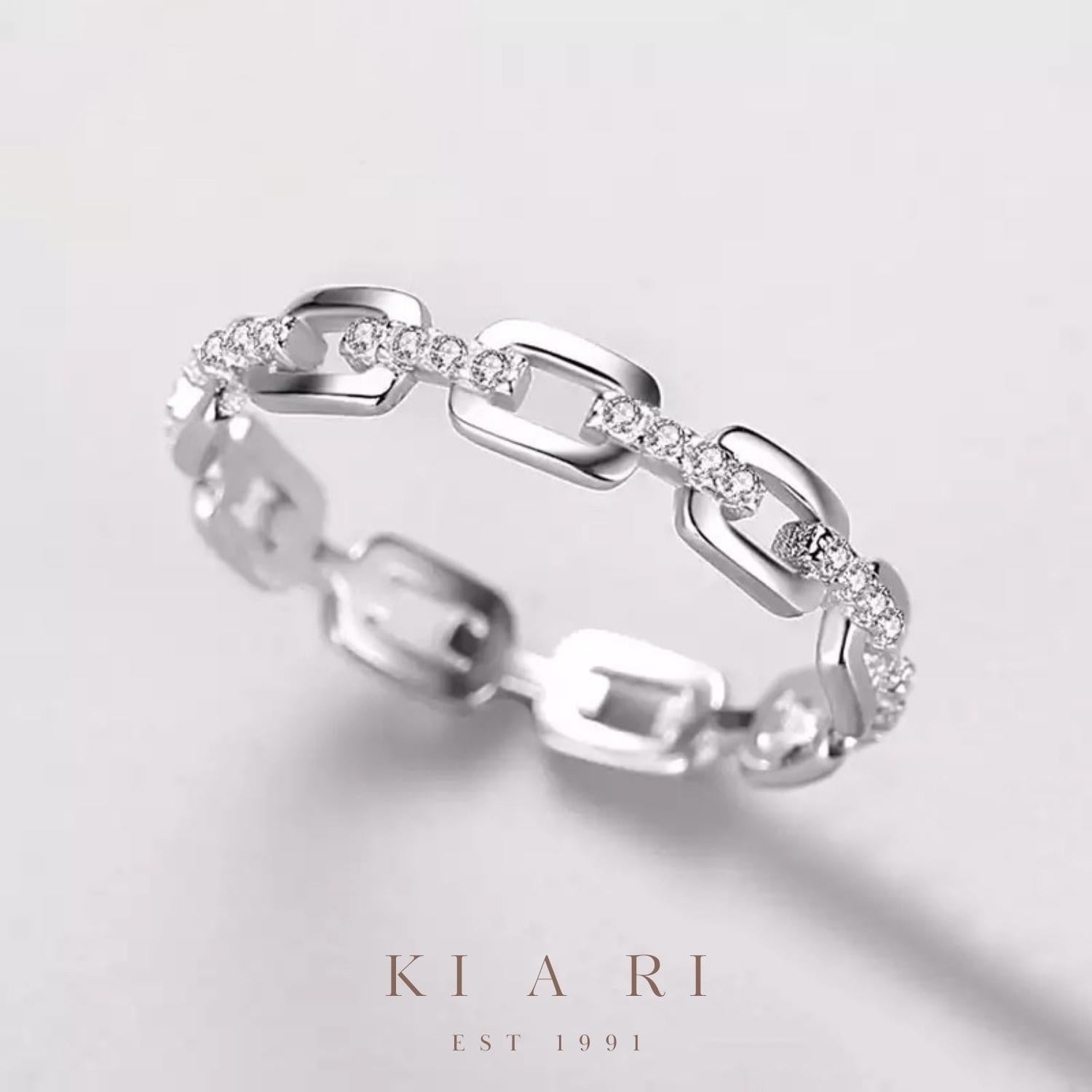 Yoonah Chain Eternity Ring (Silver) ⛓️