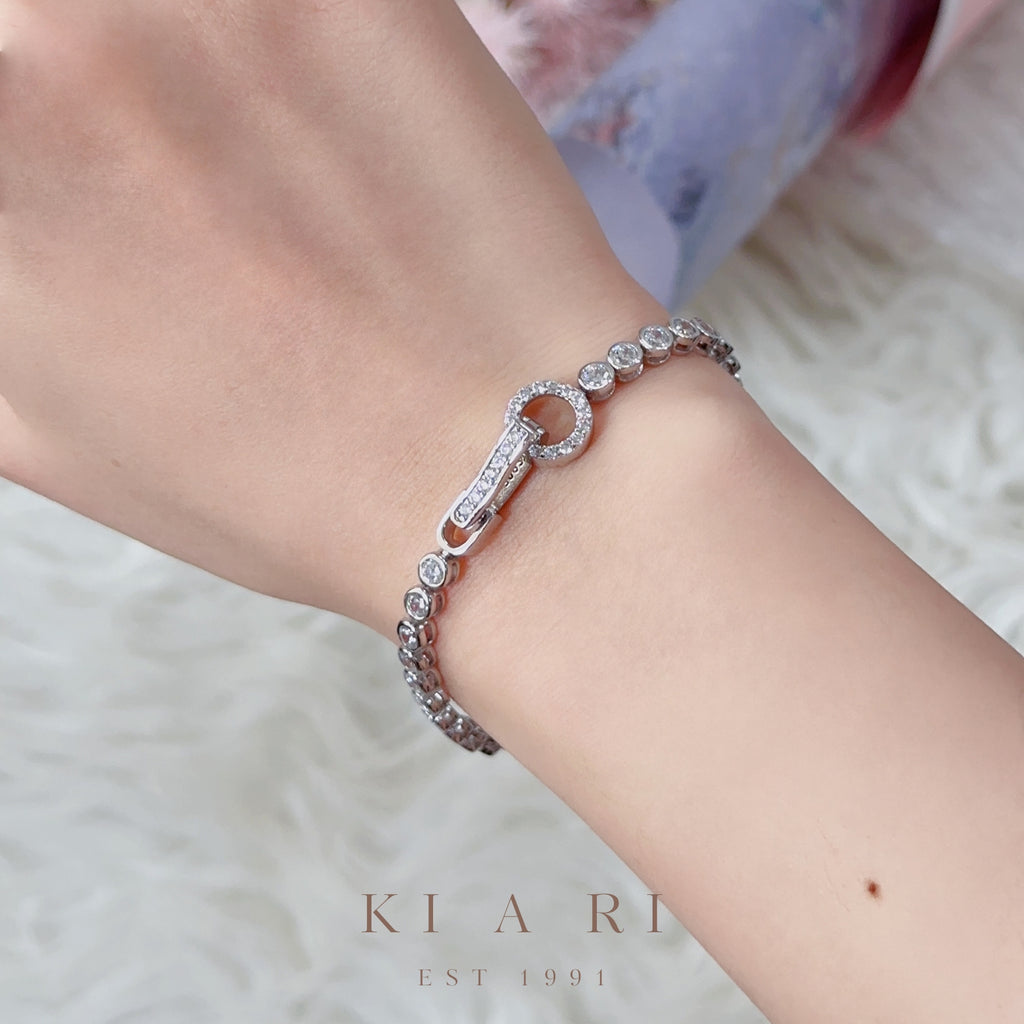 Jung Hwan Circle Lock Moissanite Tennis Bracelet ⚪