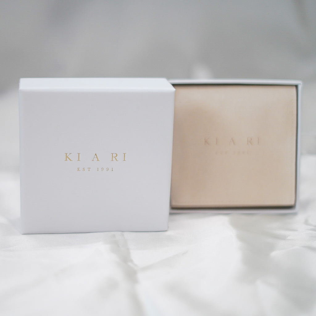 KIARI Gift Box & Pouch 💖