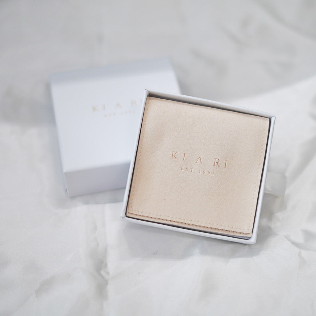 KIARI Gift Box & Pouch 💖