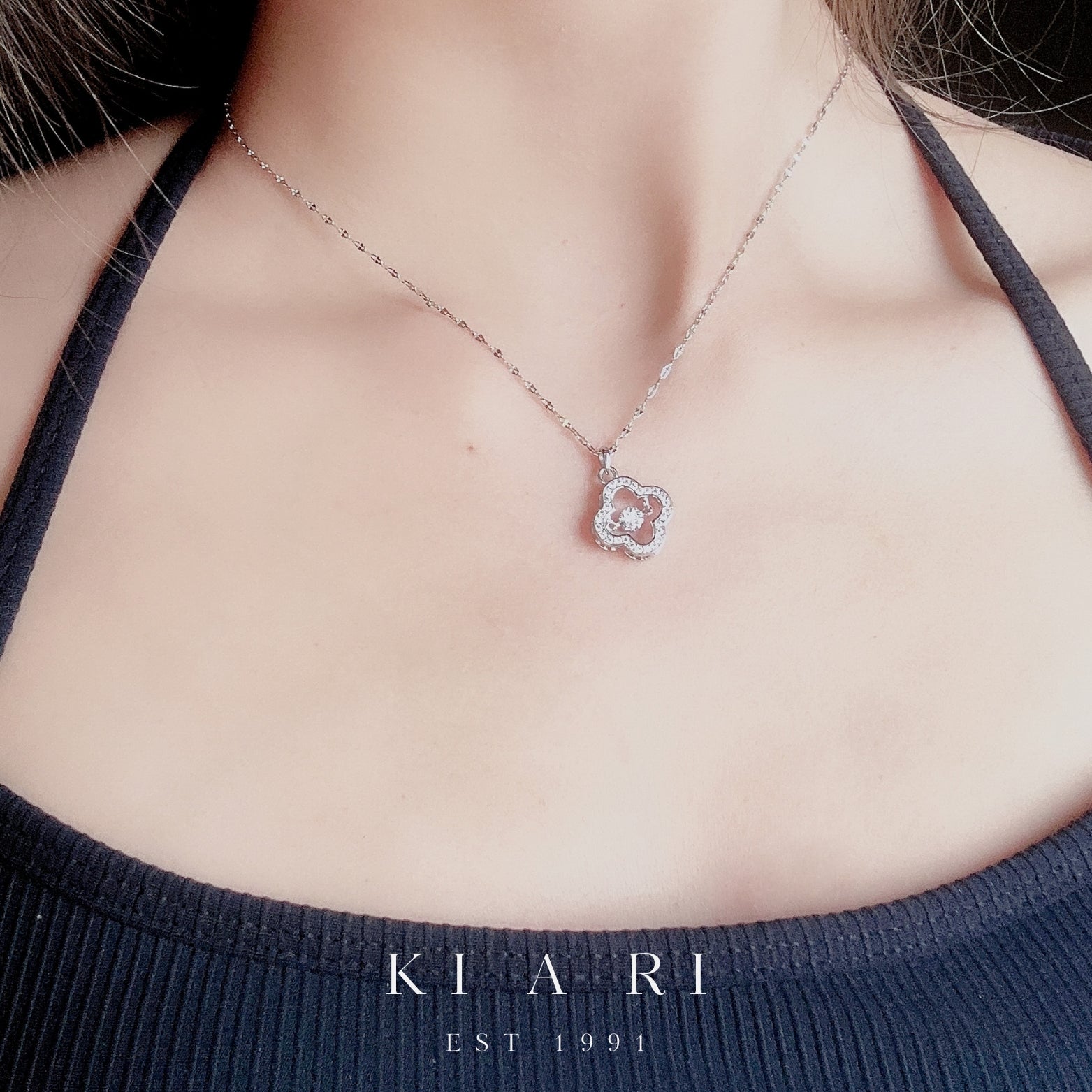 Raon Four Leaf Clover Dancing Necklace (Silver) 🍀