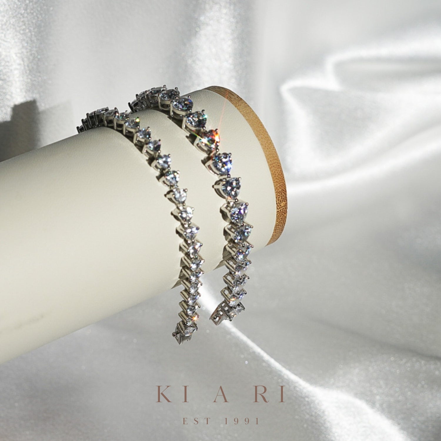 Ha-Rin Heart Tennis Bracelet (6MM) 🤍