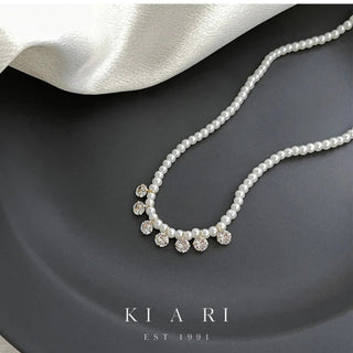 Gianna Rhinestone Pearl Choker Necklace 🤍